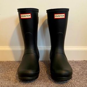 Matte Black Hunter Boots with Adjustable Back